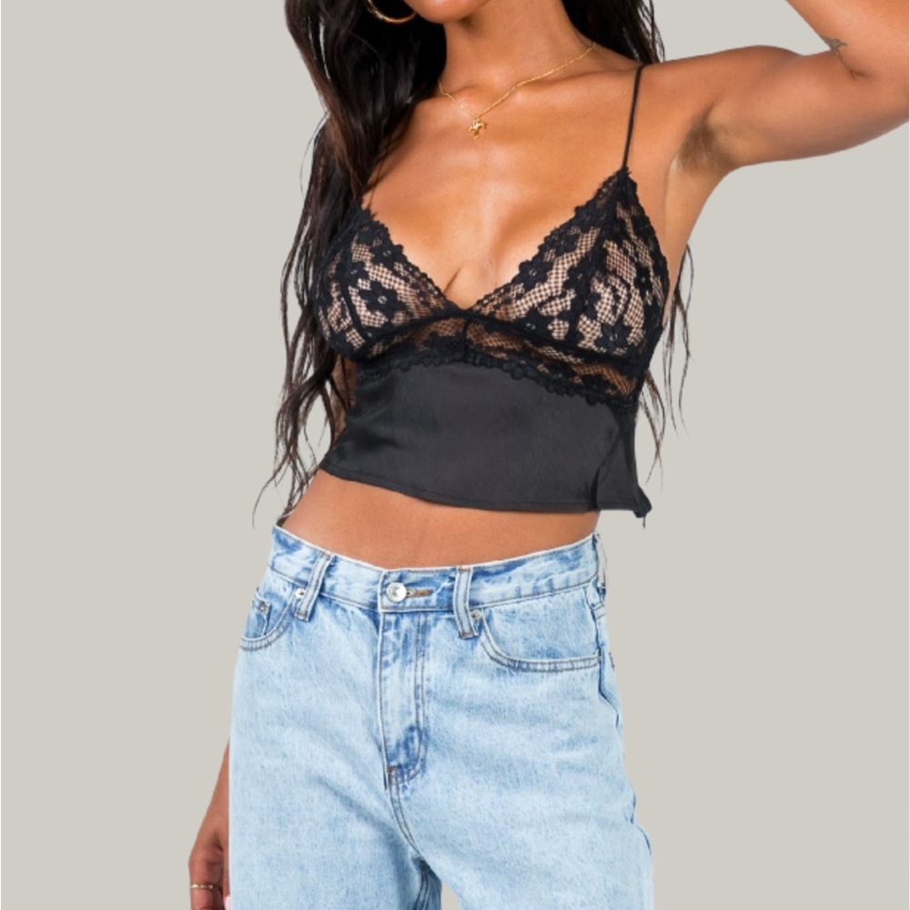 EUC Princess Polly Lace Crop Top